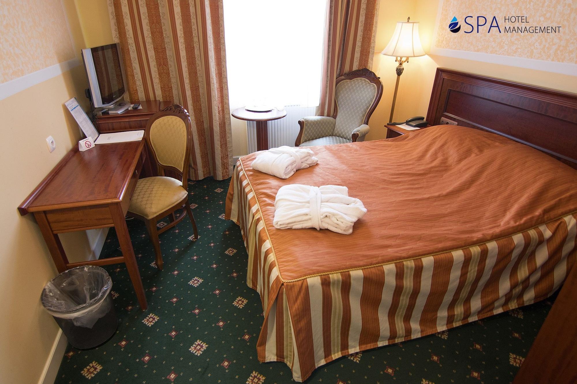 Humboldt Park Hotel & Spa Karlovy Vary Exterior foto
